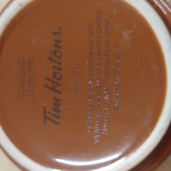 Tim Hortons ceramic mug 2017 - Picture 5 of 5